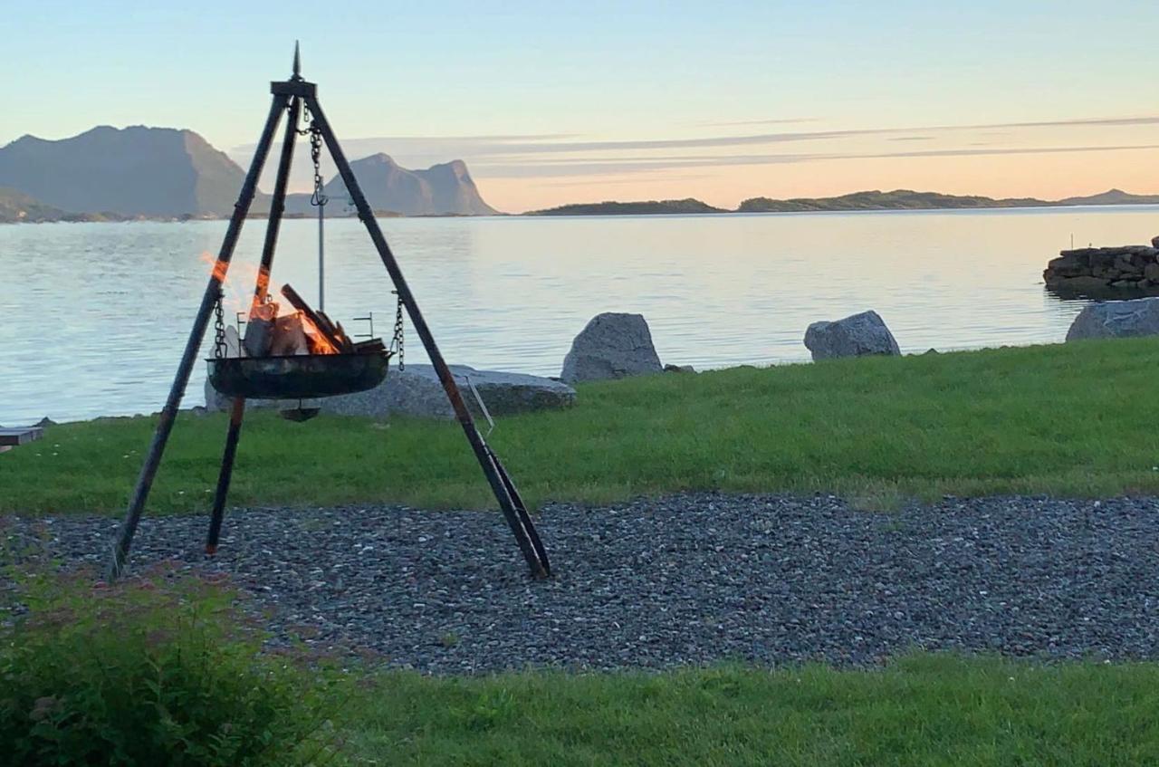 Tinebua Basecamp Senja Albergue Berg  Exterior foto